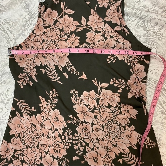 Cabi brown and pink floral sleeveless blouse ~XS - Picture 5 of 6
